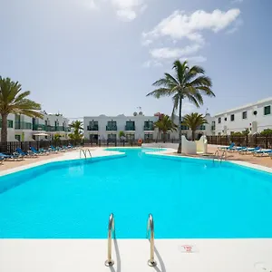 Blue Island Pool View & Wi-fi By Irent Fuerteventura , Corralejo Spagna